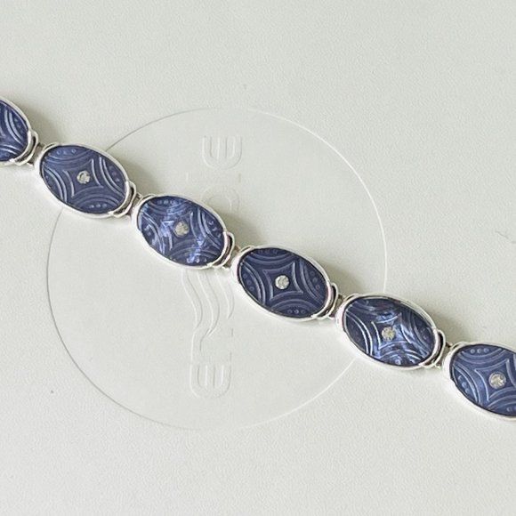 MONET Natural Purple Mother of Pearl Shell Bracelet - 7 1/2" inches w/Rhinestone - Picture 4 of 6